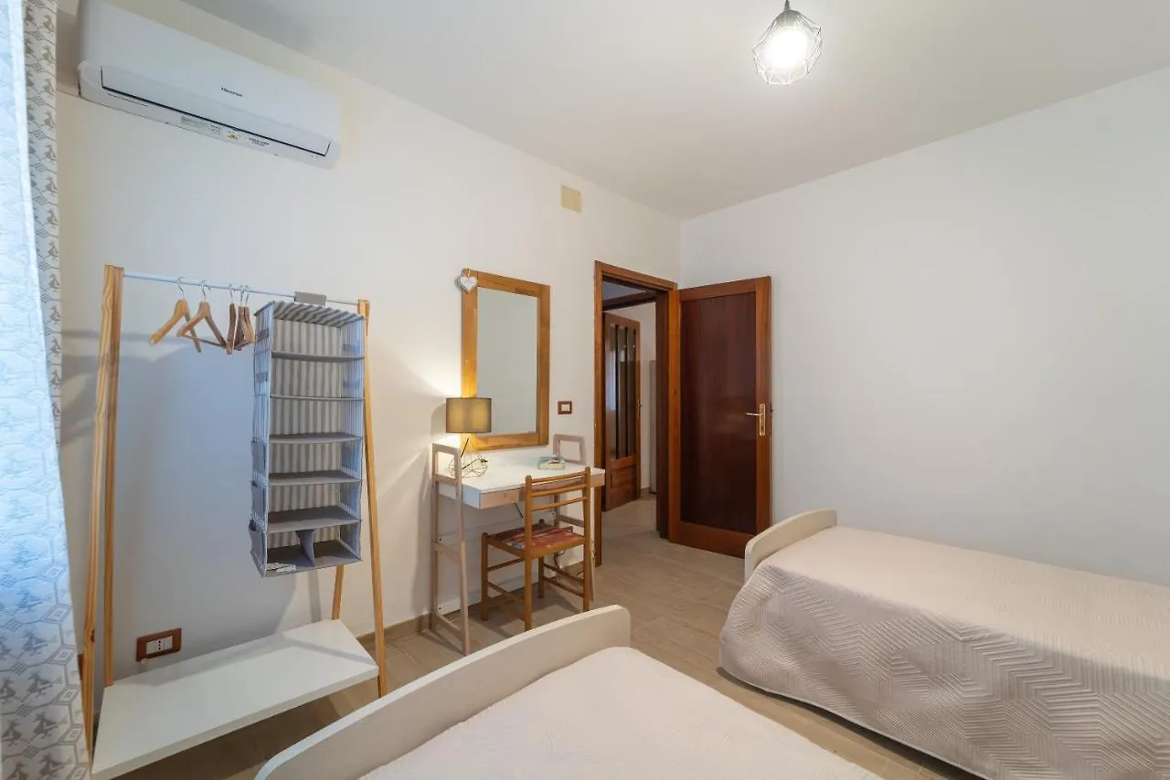 Villa Blanc Alghero 0*,  Itália
